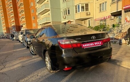 Toyota Camry, 2017 год, 1 570 000 рублей, 4 фотография