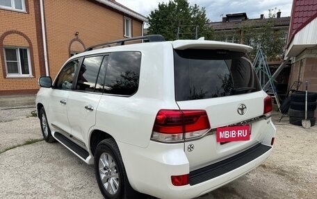 Toyota Land Cruiser 200, 2016 год, 4 500 000 рублей, 5 фотография