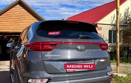 KIA Sportage IV рестайлинг, 2018 год, 2 515 000 рублей, 14 фотография