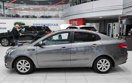 KIA Rio III рестайлинг, 2016 год, 856 000 рублей, 10 фотография