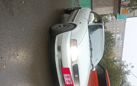 Suzuki Cultus III рестайлинг, 1996 год, 243 000 рублей, 1 фотография