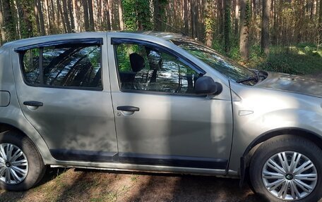 Renault Sandero I, 2010 год, 360 000 рублей, 4 фотография