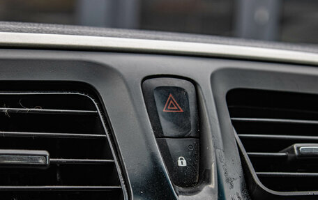 Renault Logan II, 2018 год, 489 000 рублей, 10 фотография