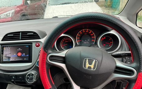 Honda Fit III, 2009 год, 700 000 рублей, 8 фотография