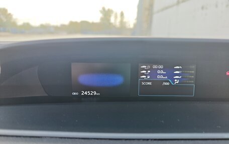 Toyota Prius IV XW50, 2020 год, 3 200 000 рублей, 11 фотография