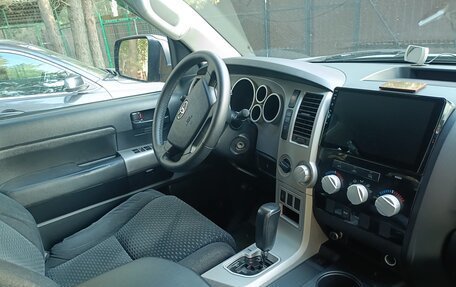 Toyota Tundra II, 2007 год, 2 420 000 рублей, 12 фотография