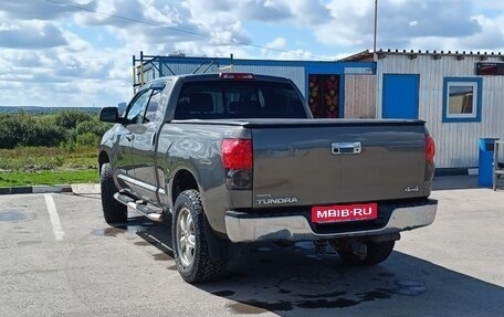 Toyota Tundra II, 2007 год, 2 420 000 рублей, 15 фотография