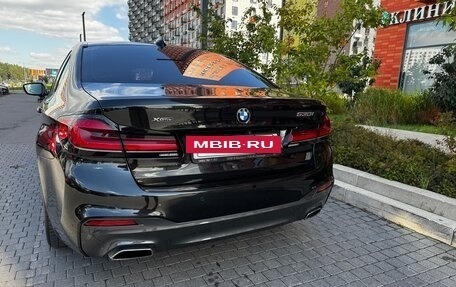 BMW 5 серия, 2018 год, 3 040 000 рублей, 4 фотография