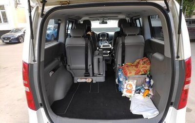 Hyundai Grand Starex Grand Starex I рестайлинг 2, 2015 год, 2 300 000 рублей, 1 фотография