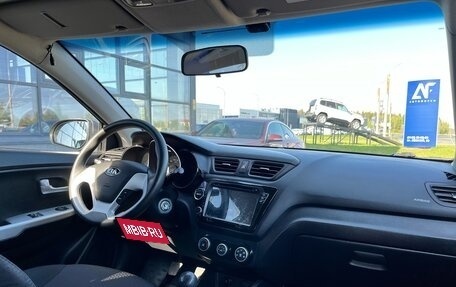 KIA Rio III рестайлинг, 2015 год, 855 000 рублей, 13 фотография