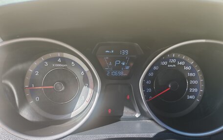 Hyundai Elantra V, 2014 год, 1 180 000 рублей, 2 фотография