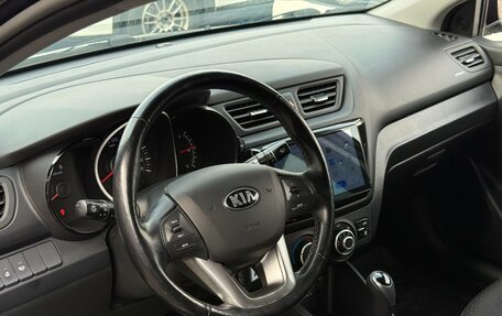 KIA Rio III рестайлинг, 2015 год, 1 050 000 рублей, 13 фотография