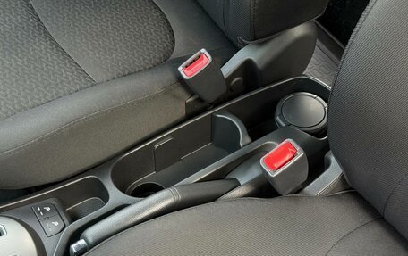 KIA Rio III рестайлинг, 2015 год, 1 050 000 рублей, 26 фотография