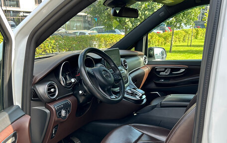 Mercedes-Benz V-Класс, 2019 год, 5 300 000 рублей, 10 фотография