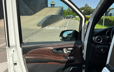 Mercedes-Benz V-Класс, 2019 год, 5 300 000 рублей, 11 фотография