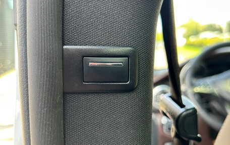 Mercedes-Benz V-Класс, 2019 год, 5 300 000 рублей, 26 фотография