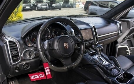 Porsche Cayenne III, 2012 год, 1 715 000 рублей, 25 фотография