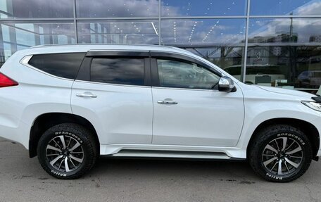 Mitsubishi Pajero Sport III рестайлинг, 2019 год, 2 649 000 рублей, 4 фотография
