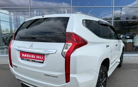 Mitsubishi Pajero Sport III рестайлинг, 2019 год, 2 649 000 рублей, 5 фотография