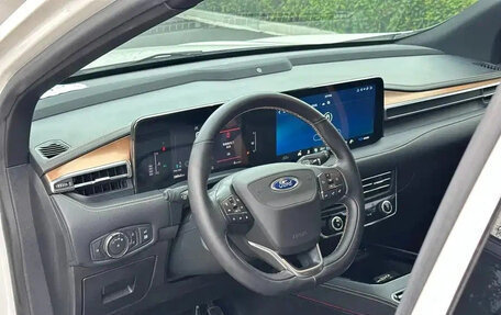 Ford Edge II рестайлинг, 2021 год, 2 133 123 рублей, 11 фотография