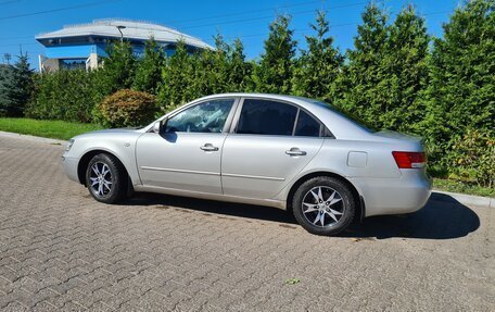 Hyundai Sonata VI, 2006 год, 845 000 рублей, 2 фотография