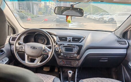 KIA Rio III рестайлинг, 2012 год, 750 000 рублей, 10 фотография