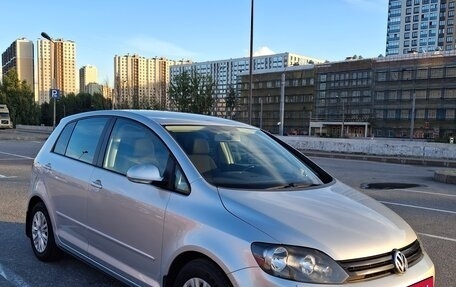 Volkswagen Golf Plus II, 2013 год, 900 000 рублей, 23 фотография