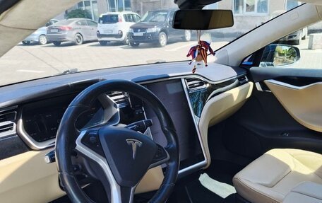 Tesla Model S I, 2016 год, 5 фотография