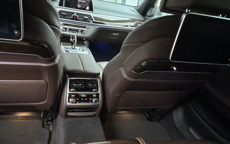 BMW 7 серия, 2019 год, 5 750 000 рублей, 8 фотография