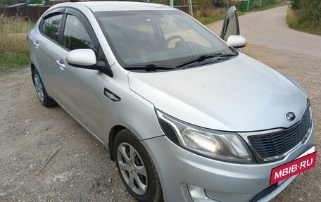 KIA Rio III рестайлинг, 2011 год, 600 000 рублей, 5 фотография