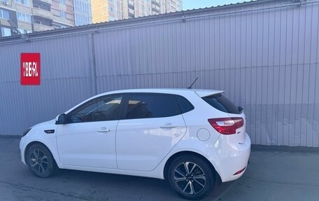 KIA Rio III рестайлинг, 2014 год, 1 070 000 рублей, 2 фотография
