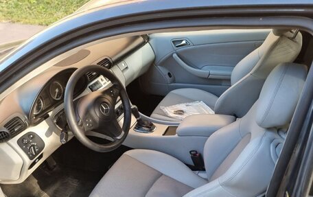 Mercedes-Benz CLC-Класс, 2009 год, 700 000 рублей, 3 фотография