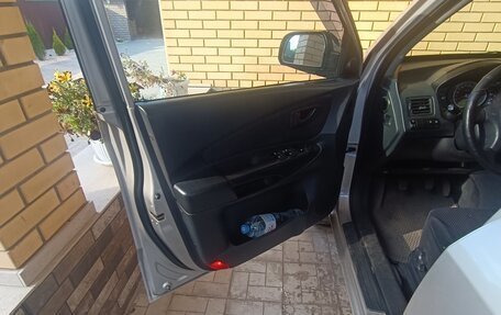 Hyundai Tucson III, 2008 год, 650 000 рублей, 21 фотография