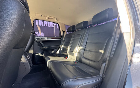 Volkswagen Touareg III, 2015 год, 2 500 000 рублей, 13 фотография