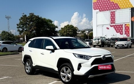 Toyota RAV4, 2020 год, 4 200 000 рублей, 1 фотография