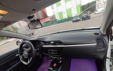 KIA Rio IV, 2018 год, 990 000 рублей, 12 фотография