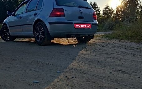 Volkswagen Golf IV, 1998 год, 310 000 рублей, 1 фотография