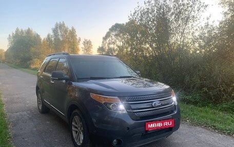 Ford Explorer VI, 2013 год, 1 500 000 рублей, 7 фотография