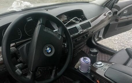 BMW 7 серия, 2004 год, 625 000 рублей, 14 фотография