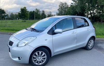 Toyota Yaris III рестайлинг, 2007 год, 570 000 рублей, 1 фотография