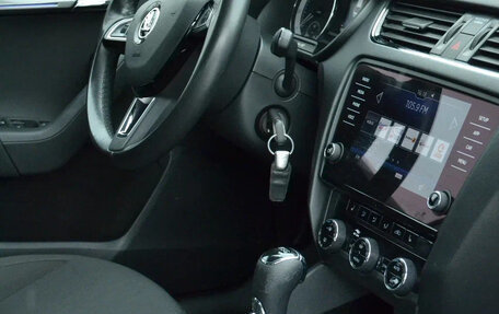 Skoda Octavia, 2018 год, 1 850 000 рублей, 7 фотография