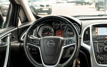 Opel Astra J, 2013 год, 950 000 рублей, 24 фотография