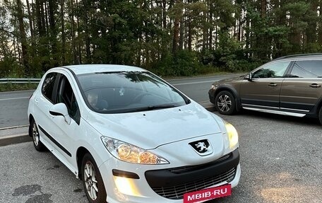 Peugeot 308 II, 2010 год, 380 000 рублей, 2 фотография