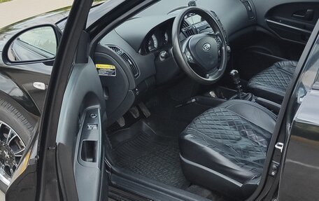 KIA cee'd I рестайлинг, 2008 год, 520 000 рублей, 14 фотография