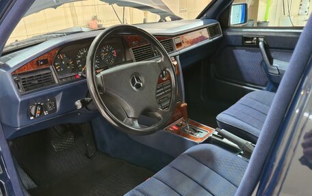 Mercedes-Benz 190 (W201), 1984 год, 1 500 000 рублей, 3 фотография