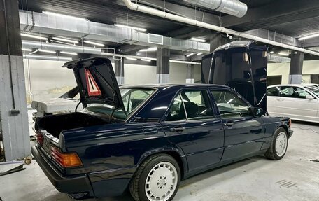 Mercedes-Benz 190 (W201), 1984 год, 1 500 000 рублей, 8 фотография