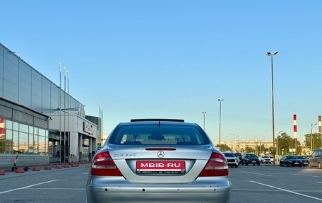 Mercedes-Benz CLK-Класс, 2003 год, 1 000 000 рублей, 7 фотография