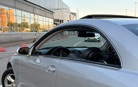 Mercedes-Benz CLK-Класс, 2003 год, 1 000 000 рублей, 21 фотография