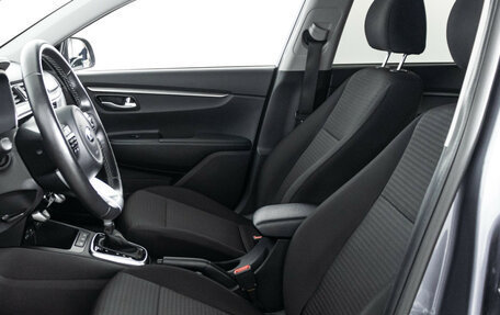 KIA Rio IV, 2021 год, 1 749 700 рублей, 17 фотография