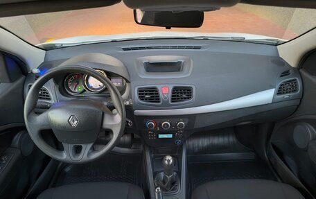 Renault Megane III, 2013 год, 699 999 рублей, 21 фотография